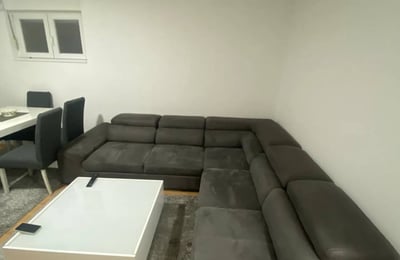 Location d’un appartement meublé de 2 pièces, 40 m², près du parc, Belgrade, Serbie